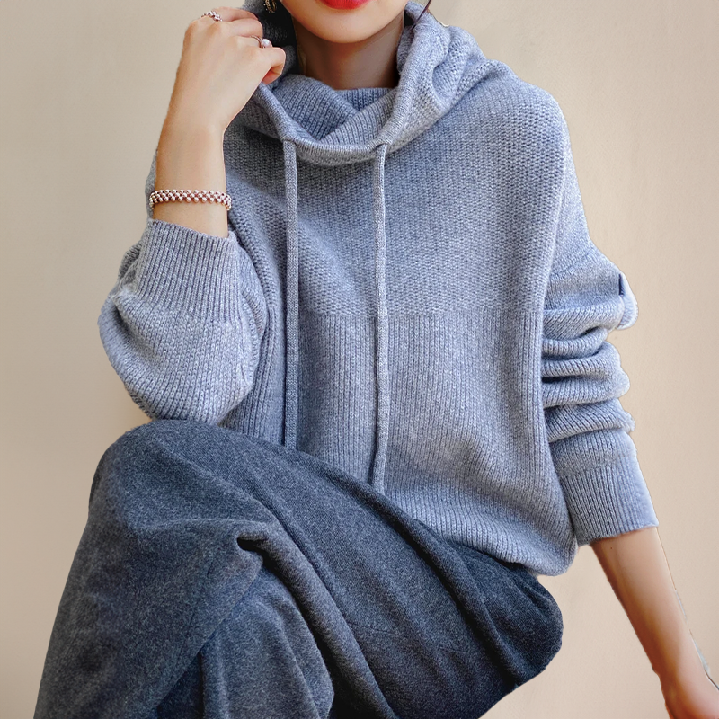 Laure | Die Strick Hoodie